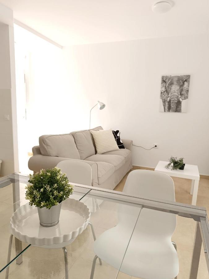 Sherry Suites V Apartamentos Parking Gratuito Jerez de la Frontera Dış mekan fotoğraf