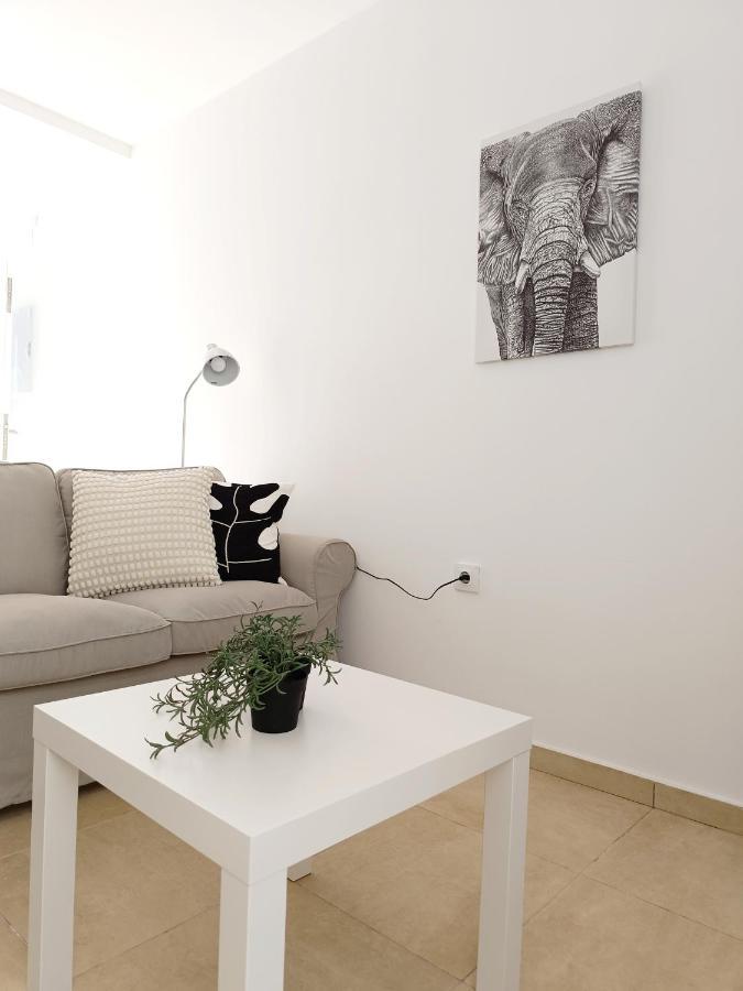 Sherry Suites V Apartamentos Parking Gratuito Jerez de la Frontera Dış mekan fotoğraf